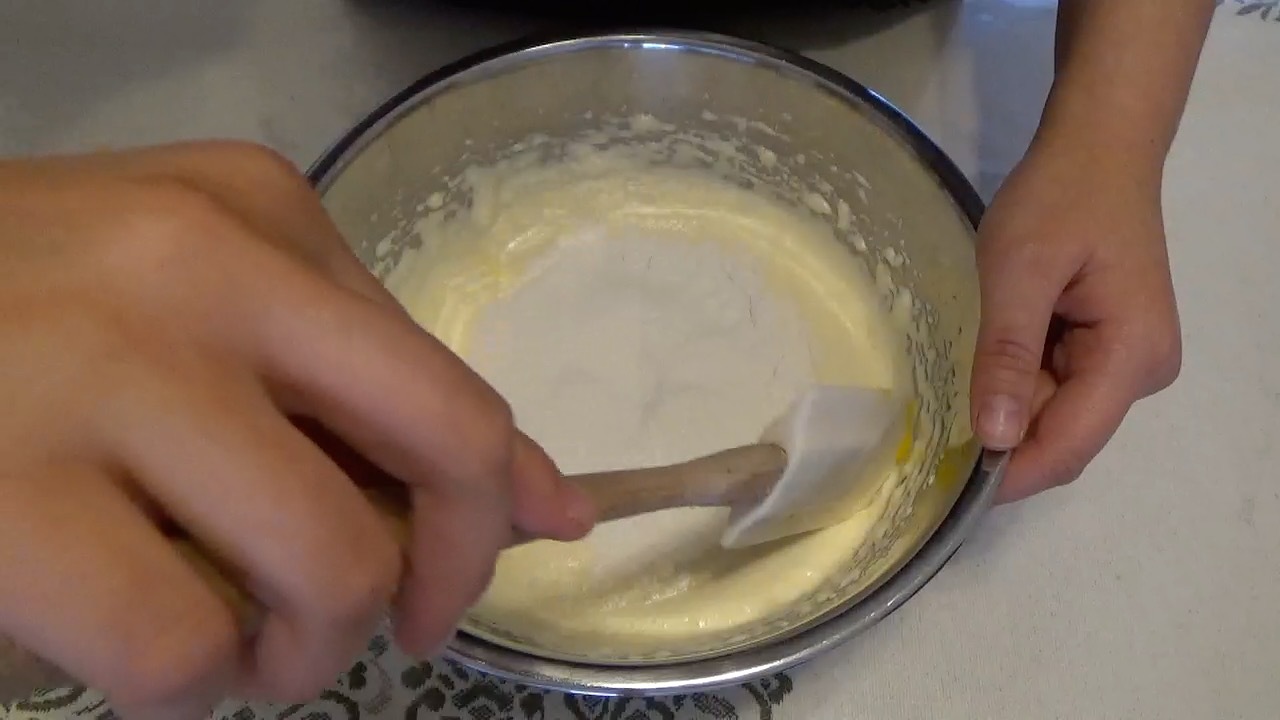 開心果椰漿 慕斯蛋糕（視訊菜譜）的做法 步骤5