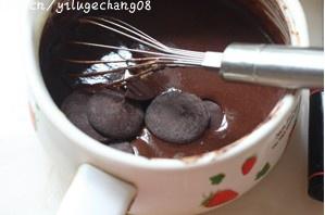 黑巧克力冰淇淋的做法 步骤6