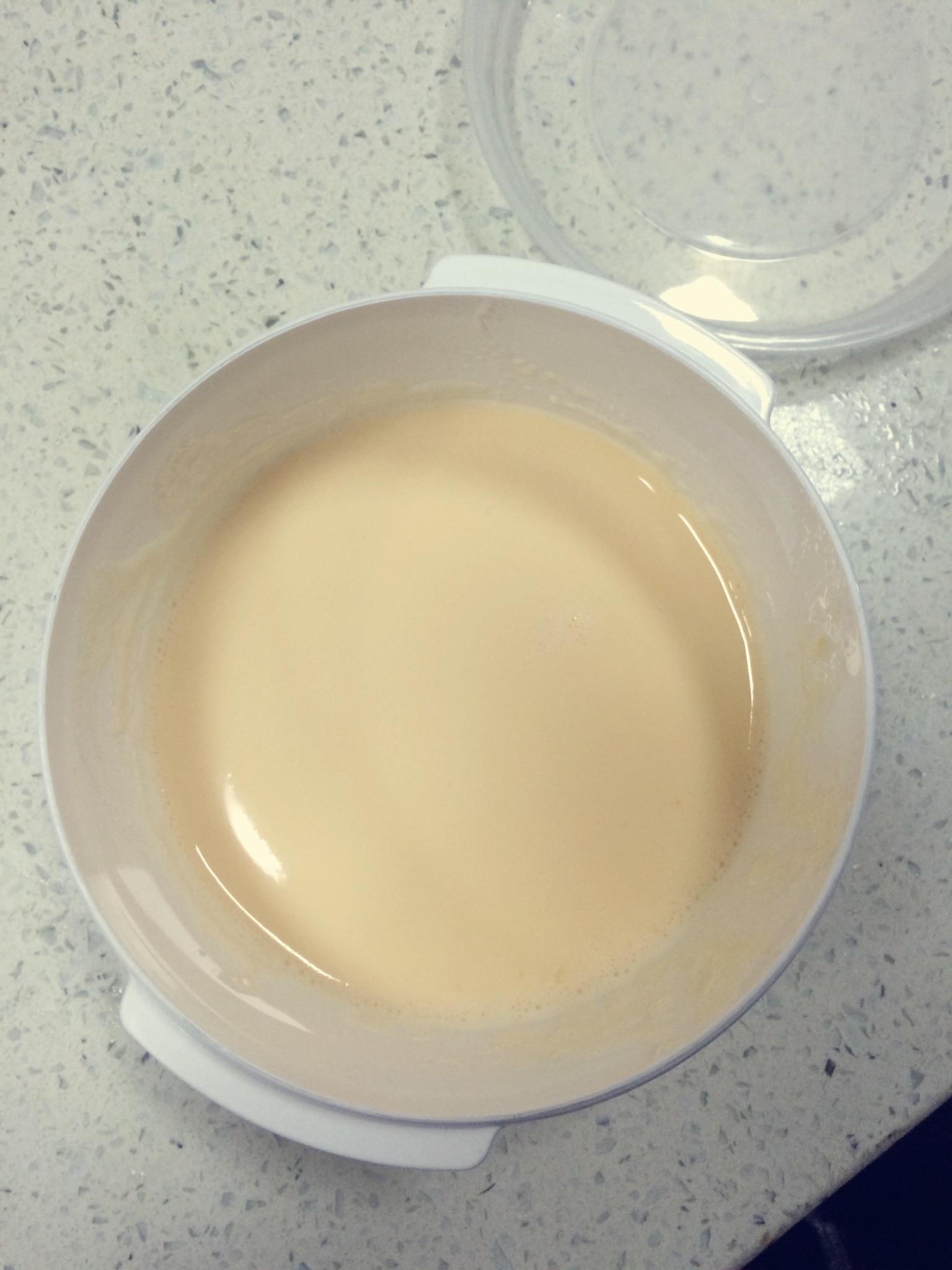 快手冰淇淋（只要棉花糖牛奶兩種材料）的做法 步骤3