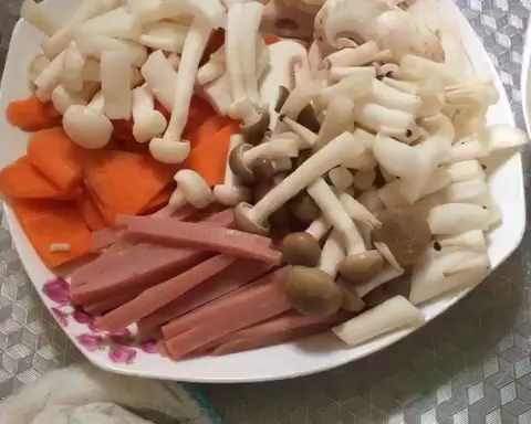 最喜歡的菌菇蓋澆飯的做法 步骤1