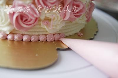 情人節玫瑰花奶油蛋糕的做法 步骤13