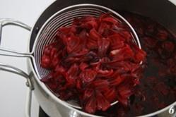 #拉歌蒂尼菜譜#【洛神花果醬】具有食療功效的一款果醬的做法 步骤6