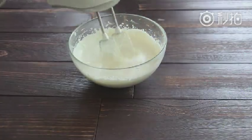 大理石紋酸奶慕斯蛋糕（免烤）的做法 步骤7