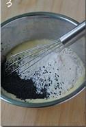 平底鍋脆皮蛋卷的做法 步骤3