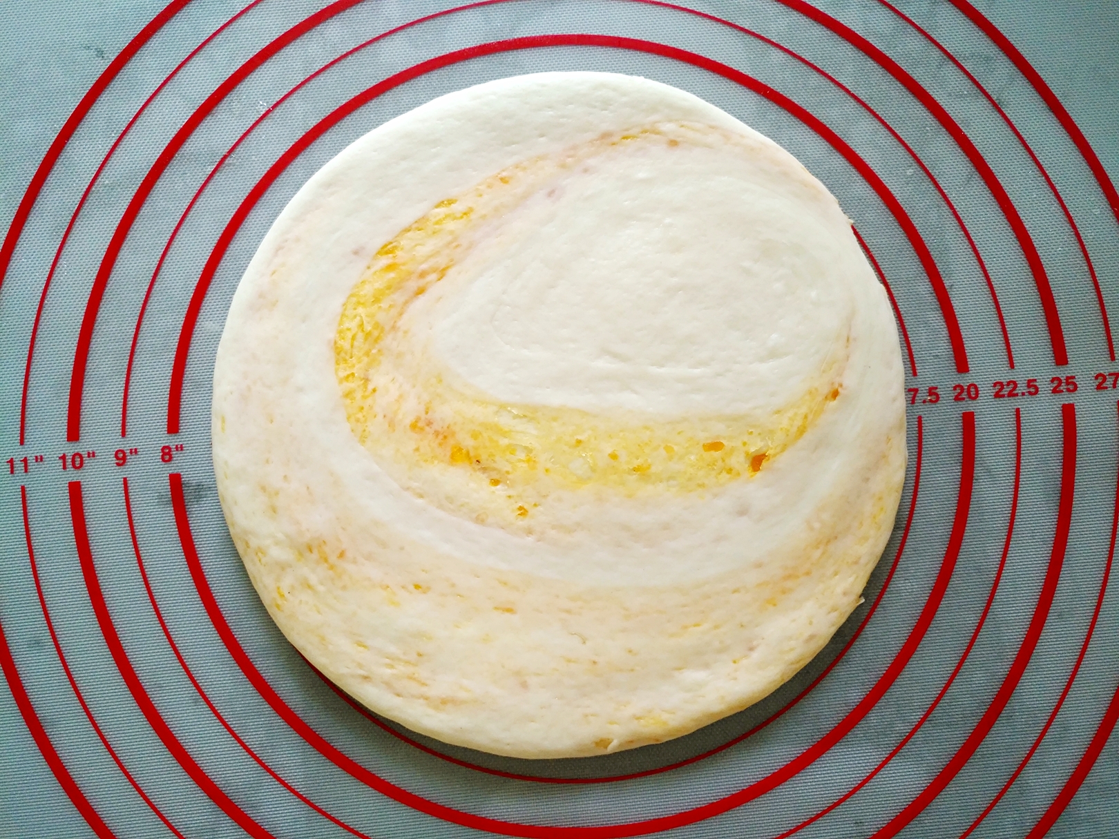 鹹蛋黃千層餅的做法 步骤12