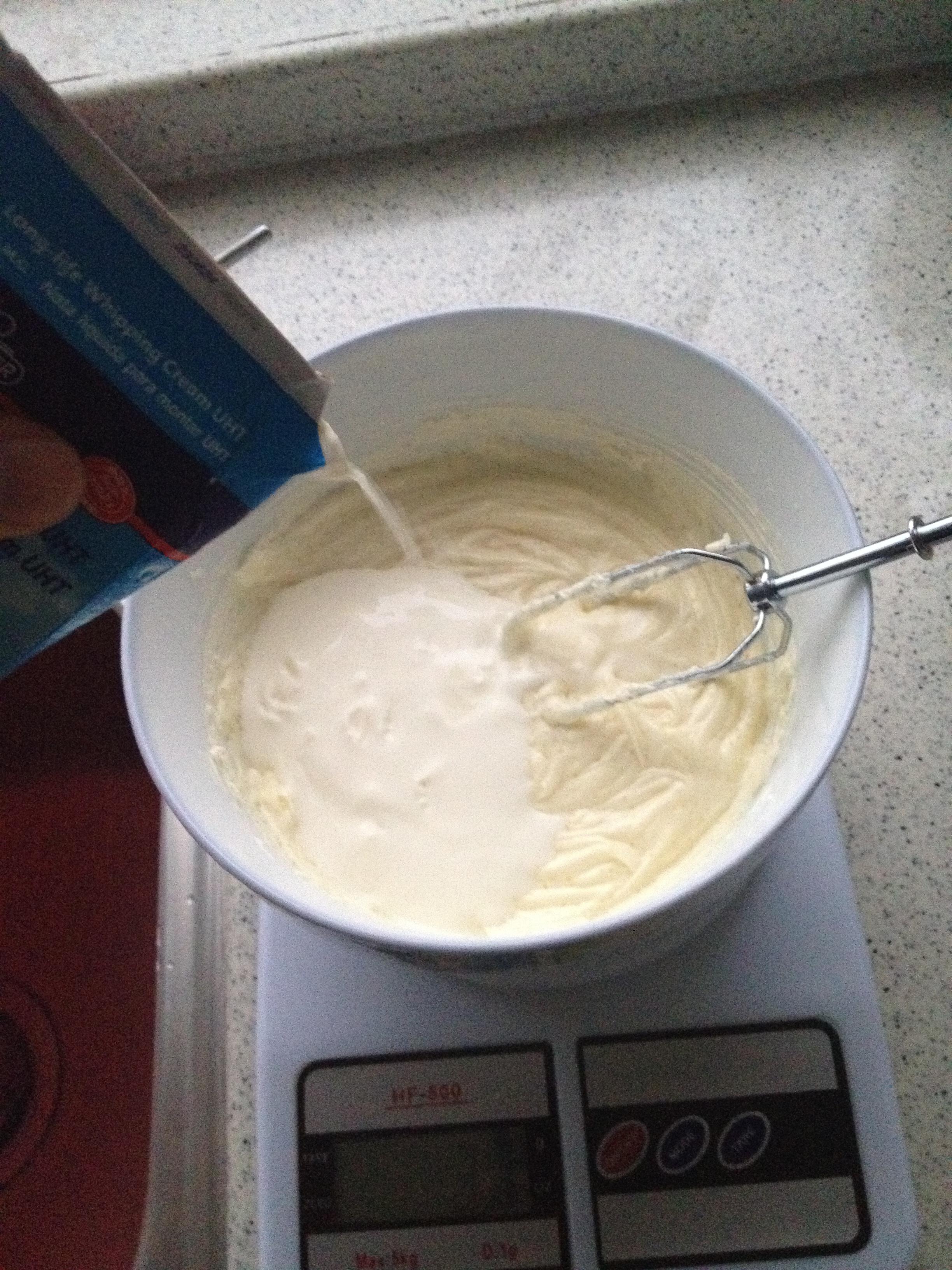 重芝士乳酪布丁的做法 步骤3