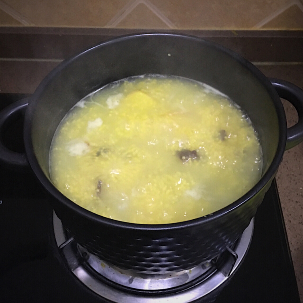 雞汁小米海蔘粥的做法 步骤3