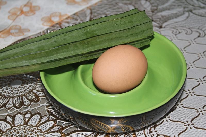 絲瓜煎蛋的做法 步骤1