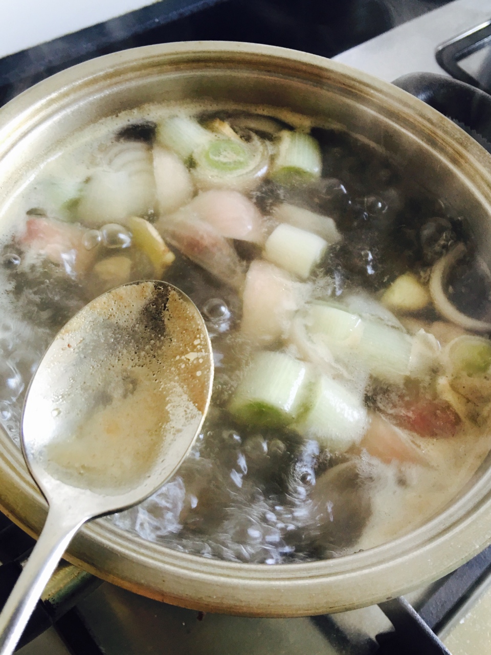 韓式牛骨湯的做法 步骤3