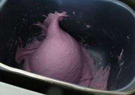 紫薯蒸糕的做法 步骤2