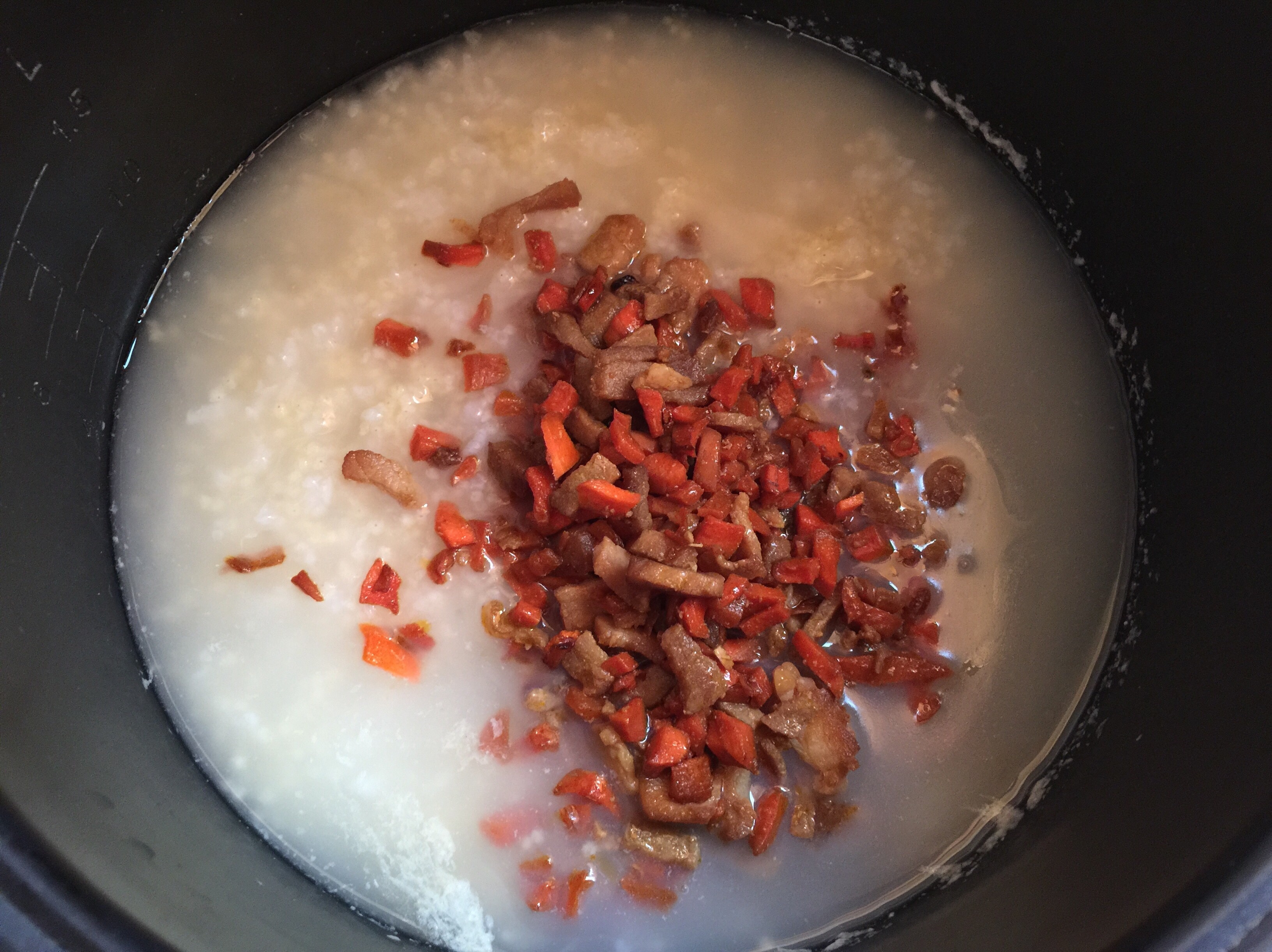 胡蘿蔔瘦肉粥的做法 步骤1