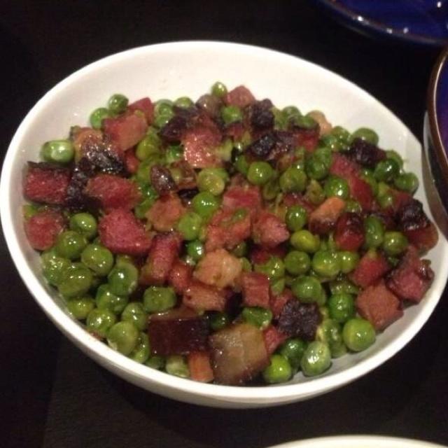 老臘肉燜豌豆的做法 步骤5