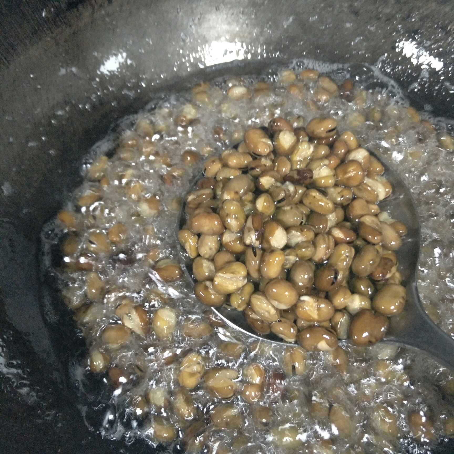 曲水豌豆 油鹽豌豆的做法 步骤3