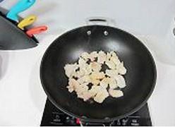 香辣幹鍋土豆片的做法 步骤3