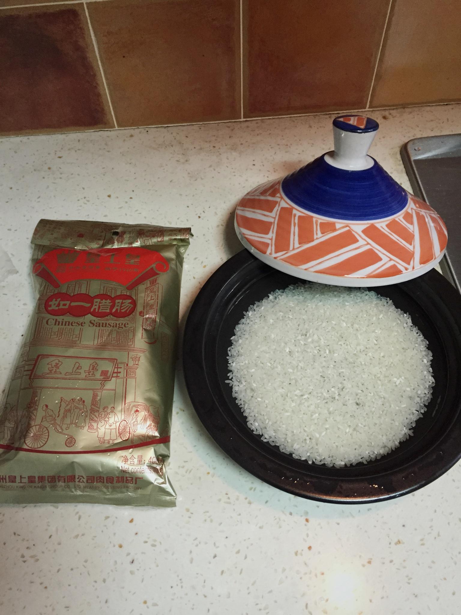 煲仔飯，塔吉鍋版的做法 步骤1