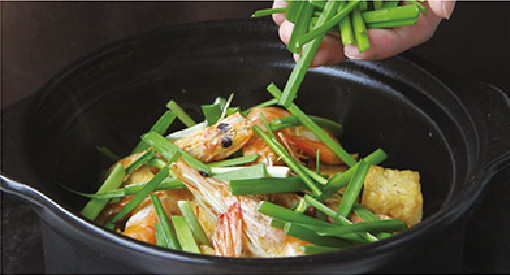瑤柱鮮蝦燜豆腐的做法 步骤4