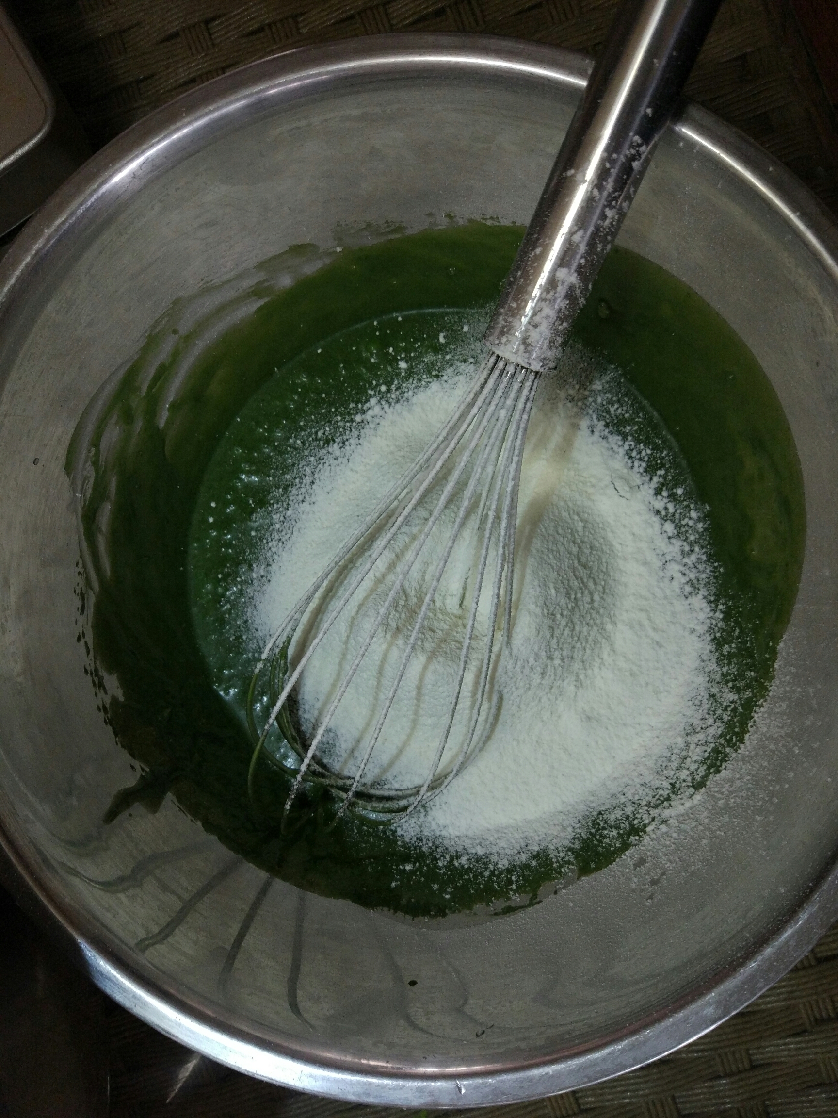 抹茶蜜豆蛋糕卷的做法 步骤3