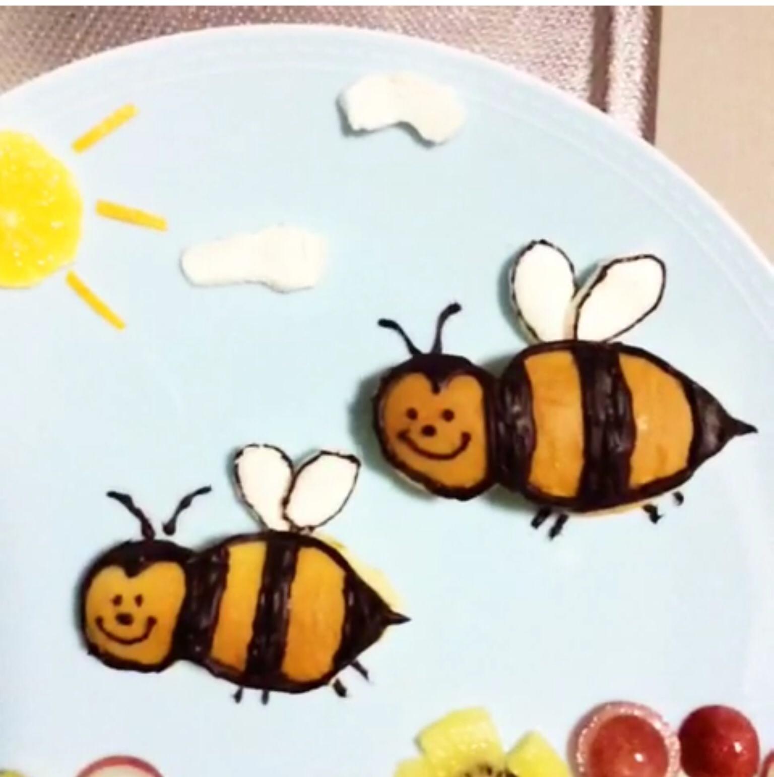創意趣味兒童餐—兩隻小蜜蜂的做法 步骤6