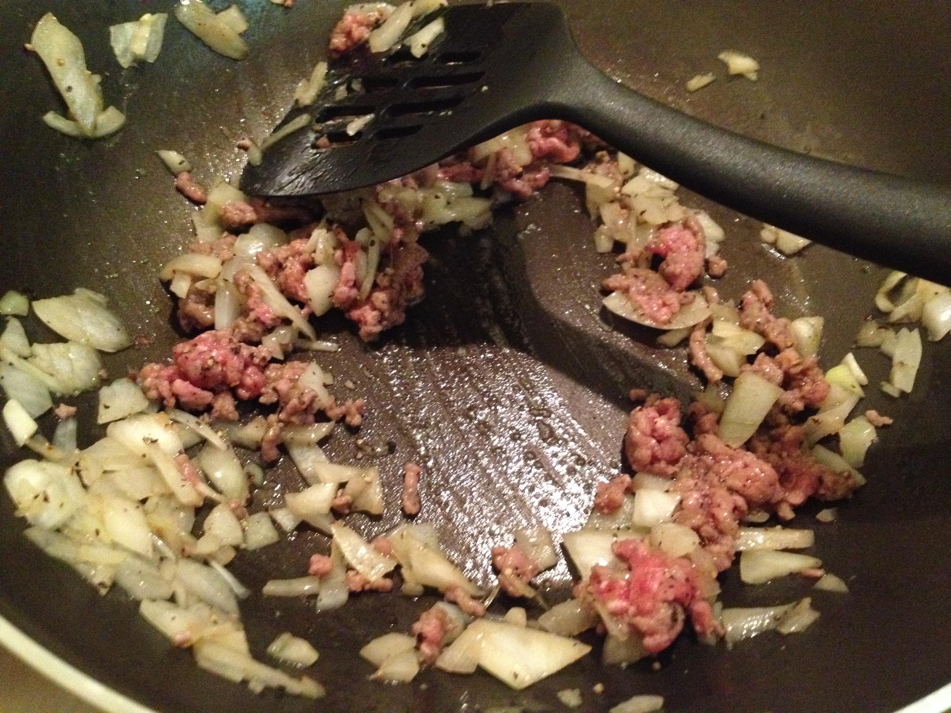 洋蔥牛肉澆頭/醬的做法 步骤2