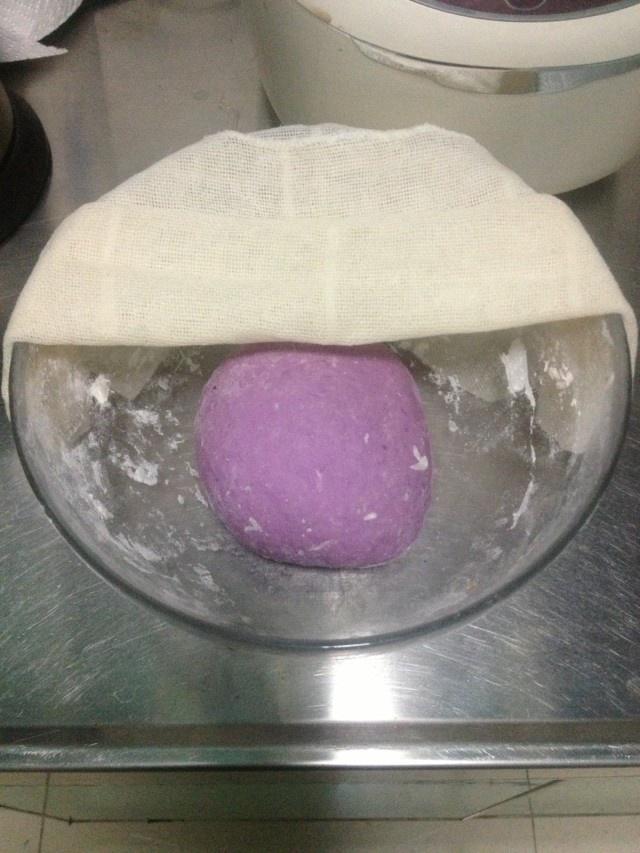 紫薯餃子的做法 步骤2