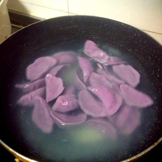 紫薯餃子的做法 步骤5