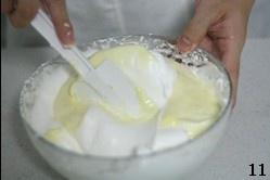 黑櫻桃海綿蛋糕卷的做法 步骤11