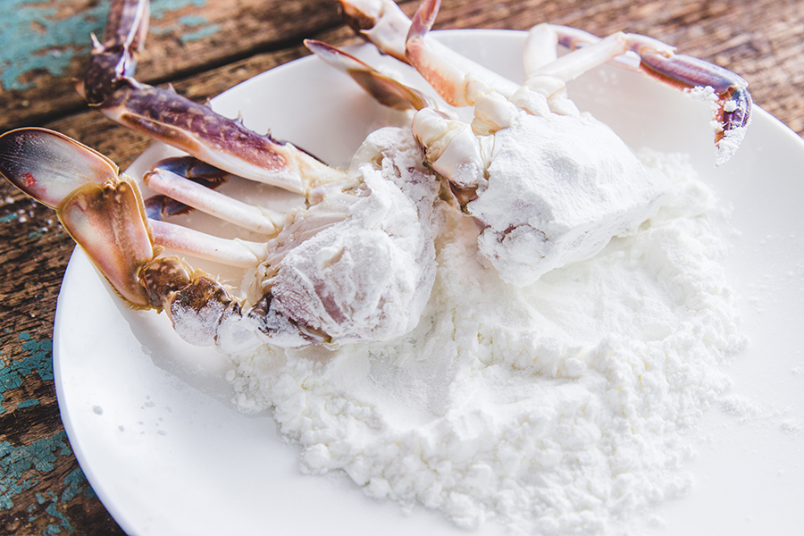絲瓜梭子蟹煲：梭子蟹的鮮美開啟方式的做法 步骤4