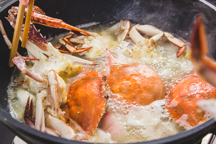 絲瓜梭子蟹煲：梭子蟹的鮮美開啟方式的做法 步骤10