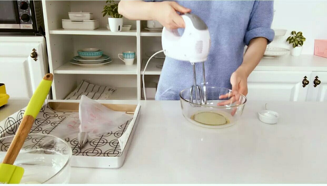 寶寶輔食：酸奶溶豆—嬰幼兒配方奶粉和酸奶的組合，寶寶真愛哦！10M+的做法 步骤5