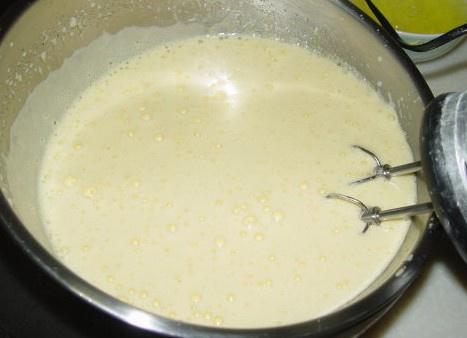 粘米粉海綿蛋糕的做法 步骤11