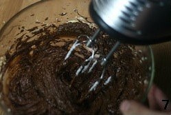 濃郁榛子巧克力蛋糕的做法 步骤7