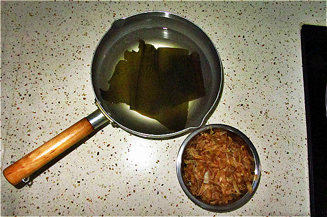 出汁（日式高湯）的做法 步骤1