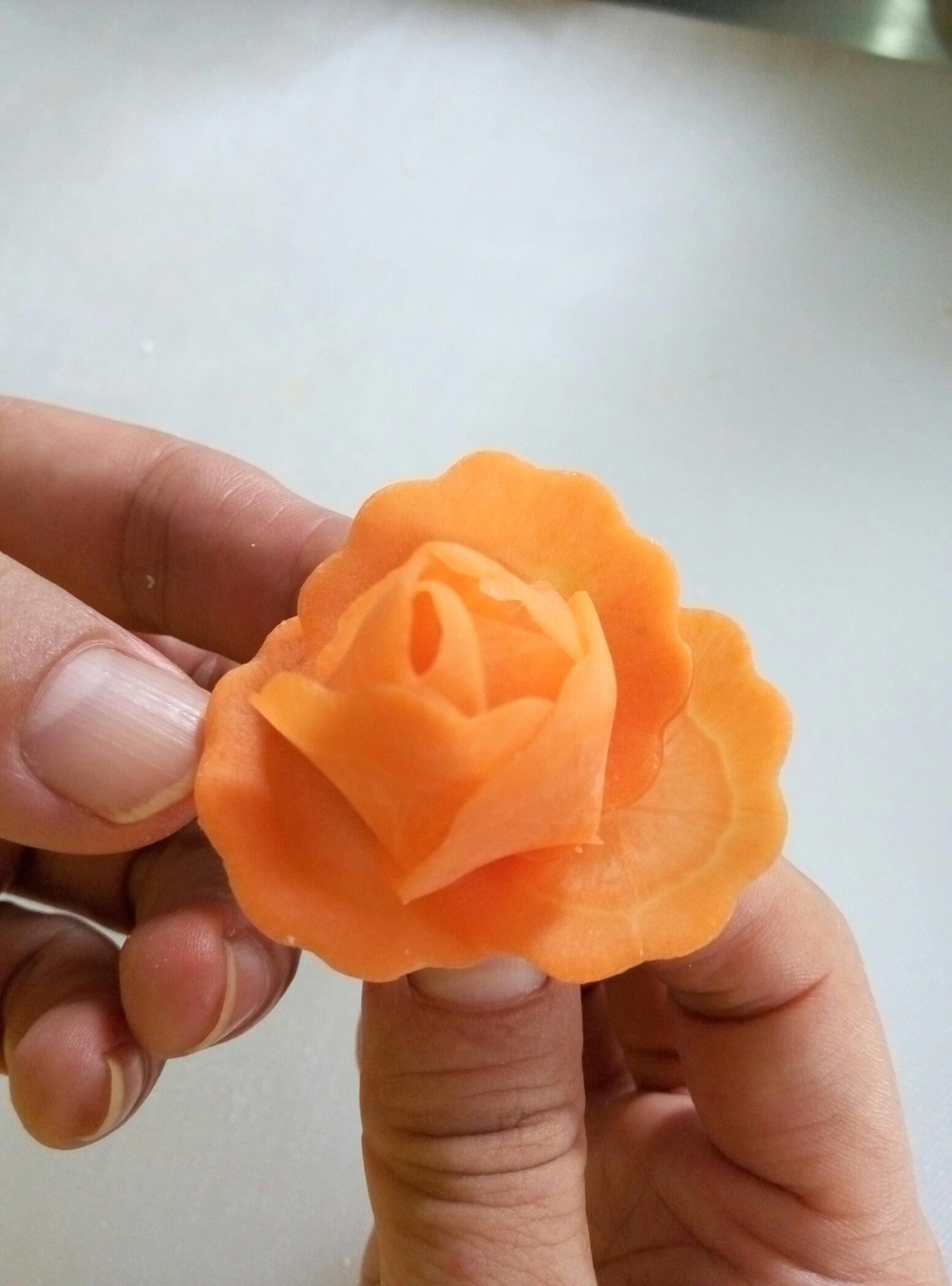 胡蘿蔔玫瑰花(我的創意小盆飾)的做法 步骤7