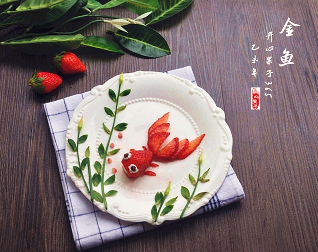 金魚（草莓創意擺盤）的做法 步骤7