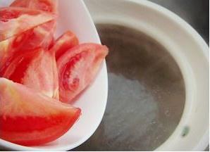 番茄蓮藕排骨湯的做法 步骤4