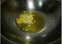 鮑汁草菇幼白菜的做法 步骤4