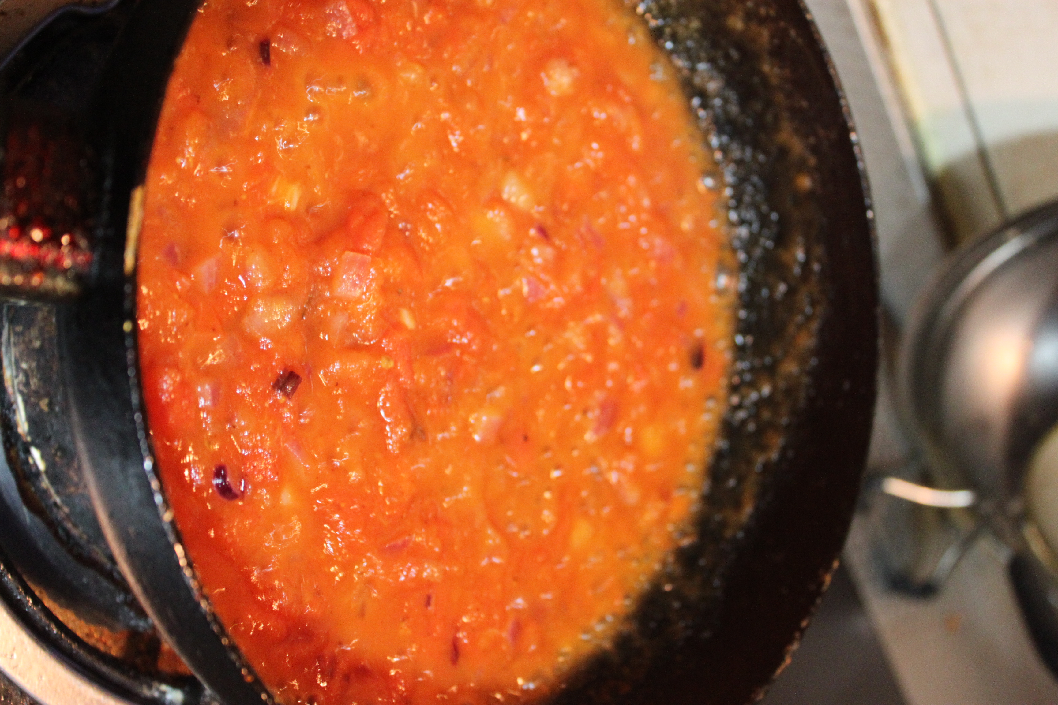 烤箱菜--義大利香料芝士烤雞腿配自制番茄汁的做法 步骤3