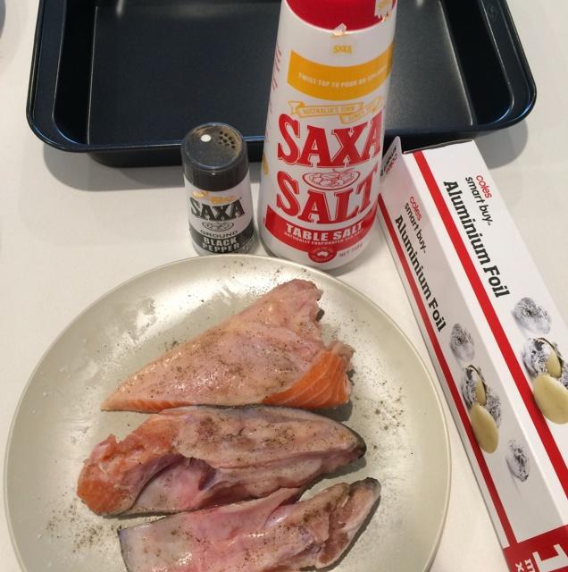 鹽烤三文魚頭的做法 步骤3
