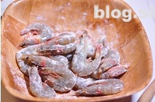 【曼食慢語】椒鹽大蝦的做法 步骤3