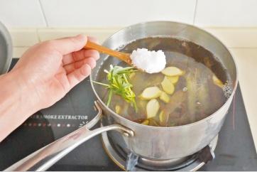 【親手做零食】微波爐烤蝦乾的做法 步骤2