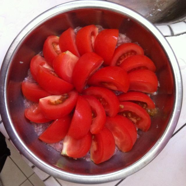 西紅柿蒸豬肉的做法 步骤3