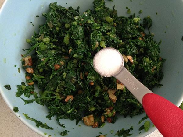 核桃仁涼拌蓬蒿菜的做法 步骤10