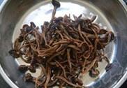 茶樹菇煲水鴨湯的做法 步骤1