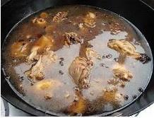 茶樹菇燒雞塊的做法 步骤7