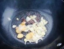 茶樹菇燒雞塊的做法 步骤4