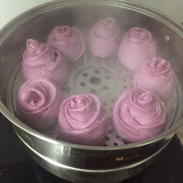 紫薯玫瑰花捲饅頭的做法 步骤9