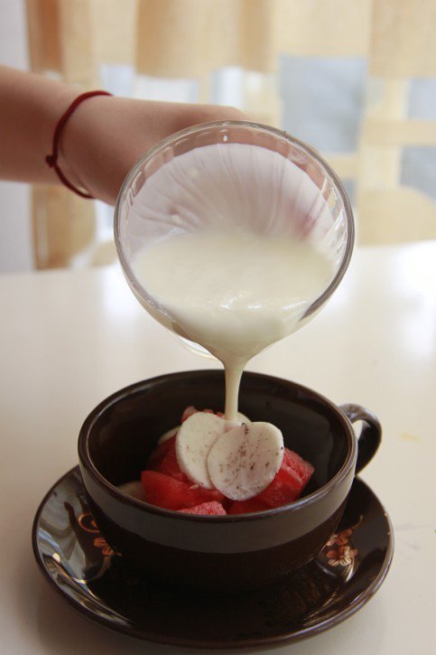 酸奶奧利奧水果盆栽的做法 步骤9