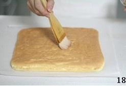 濃郁奶油蛋糕卷的做法 步骤18