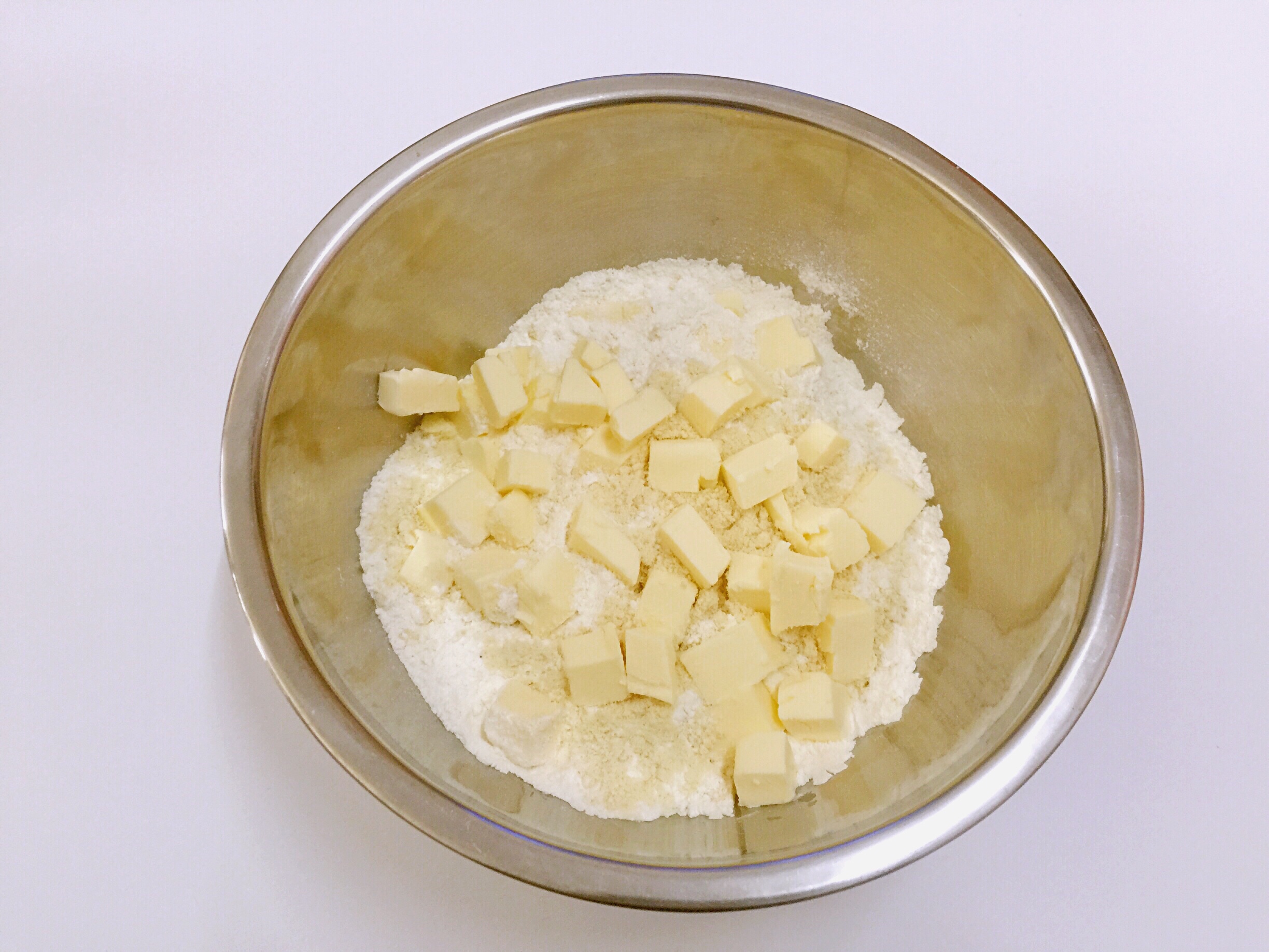 kiri奶油芝士食譜––焦糖芝士奶油泡夫塔的做法 步骤1