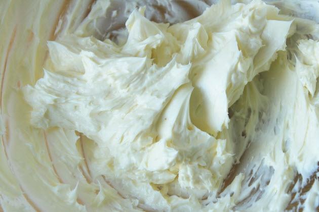 奶油乳酪糖霜抹法棍的做法 步骤1